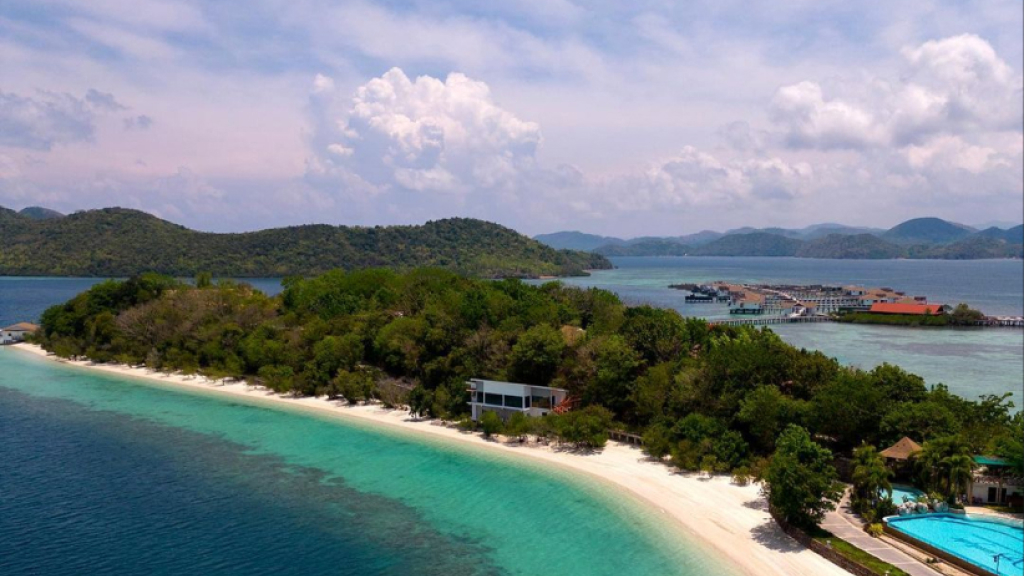 Sunlight Ecotourism Island Resort